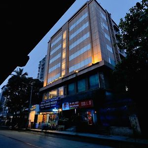 Hotel Ariana Residency